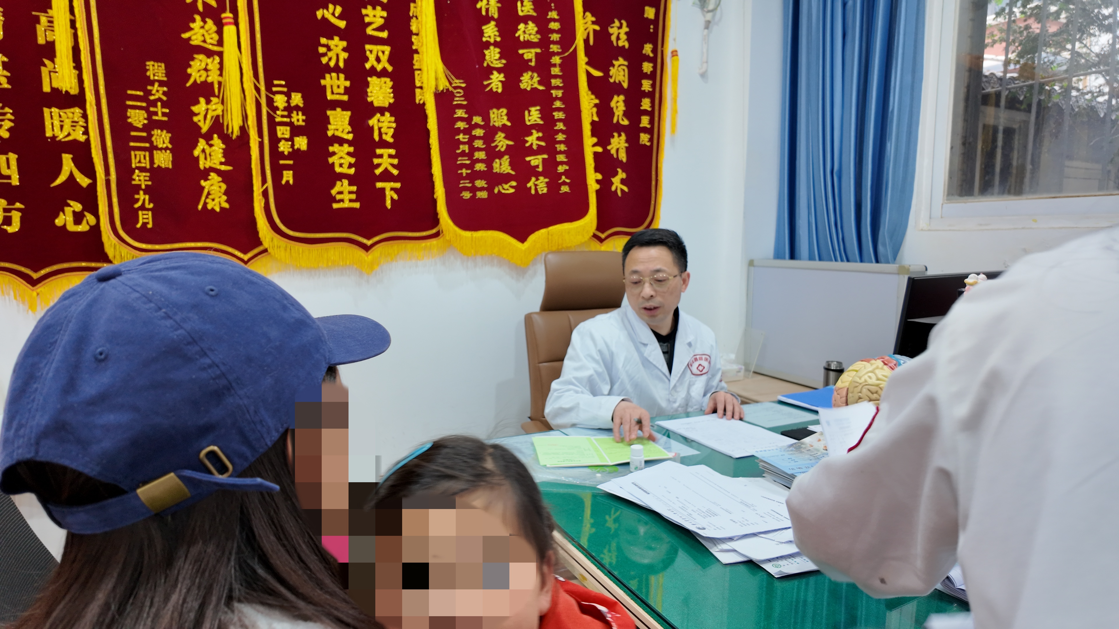 不止于“无发作”—李恩主任以军盛6.0体系重构癫痫患者的人生版图